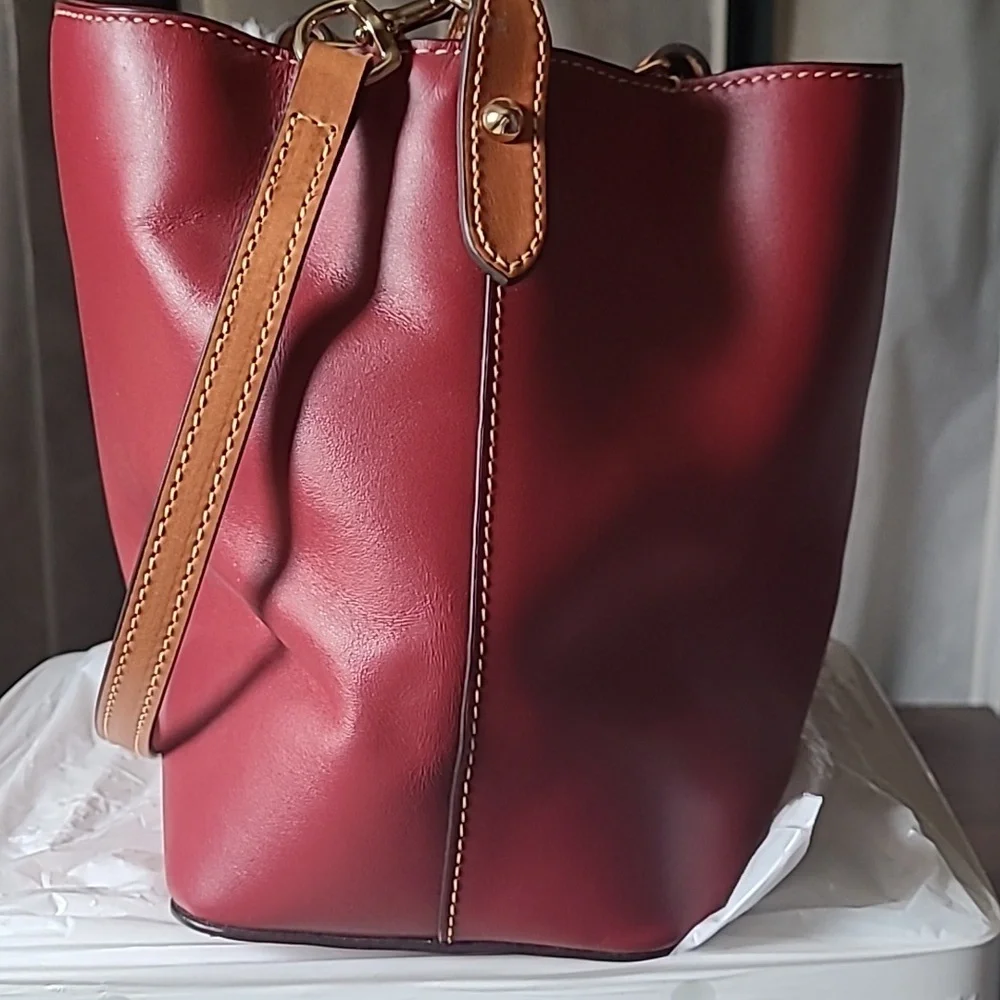 Dooney and Bourke small Berry Breanna satchel with crossbody strap - Picture 5 of 6